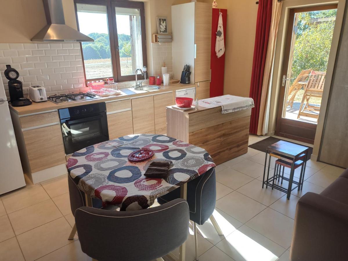 Gite Cosy Grand Confort Dans Un Ecrin De Verdure Agudelle Exterior photo